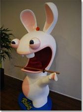 https://www.siliconera.com/wp-content/uploads/2009/12/rabbid_sword.jpg