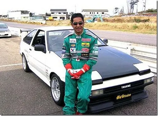 Keiichi-Tsuchiya-and-his-classic-Toyota-AE86