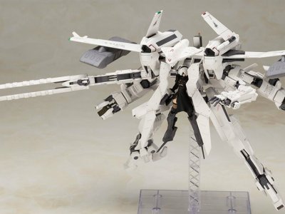 FLIGHT UNIT HO229 NieR Automata 2b model kit