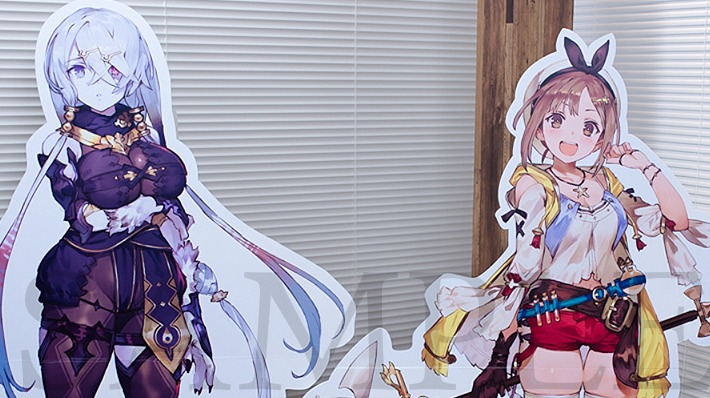 Atelier Ryza Life-Size Standees Stickers