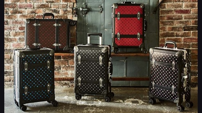 Kingdom Hearts III suitcases