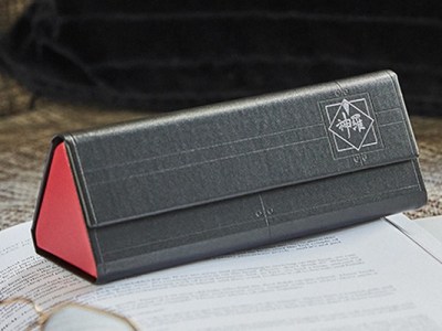 Final Fantasy VII Remake Shinra Glasses Case