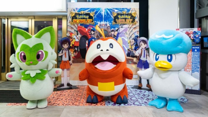 Here’s What Pokemon Mascot Costumes for Fuecoco, Sprigatito, and Quaxly Look Like
