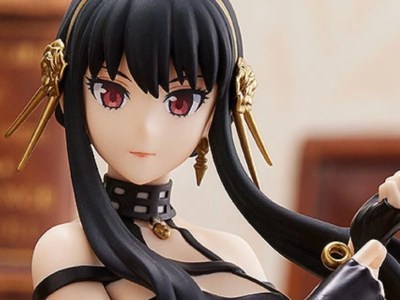 Spy x Family Pop Up Parade Yor Figure is Dressed Like a Thorn Princess