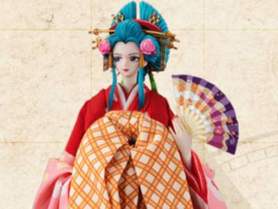 See the One Piece Komurasaki Japanese Doll from Kyugetsu