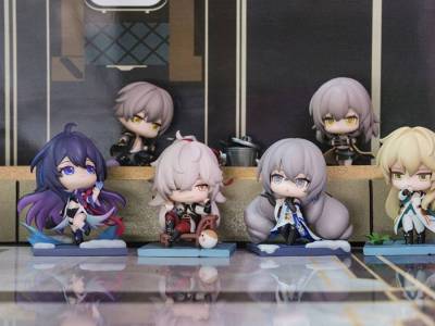 Honkai: Star Rail Figure Set Includes Trash Can Secret Figure