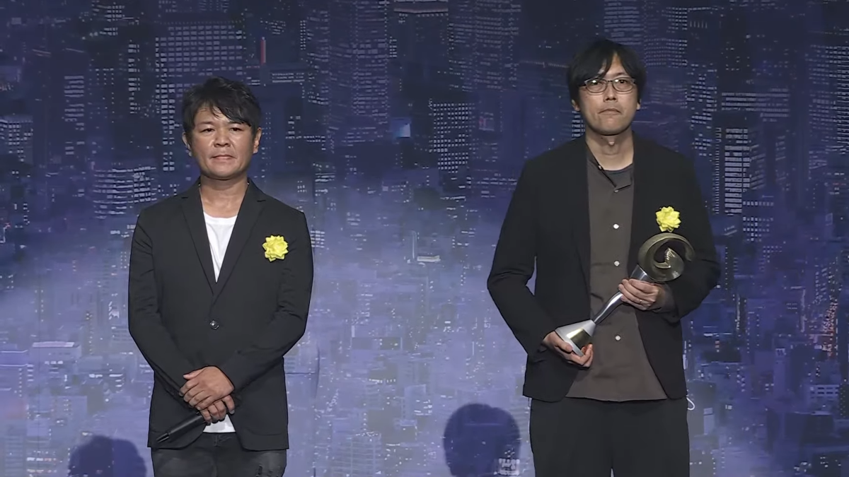 Ryozo Tsujimoto and Yoshitake Suzuki receive Japan Game Awards 2023 Grand Award for Monster Hunter Rise Sunbreak