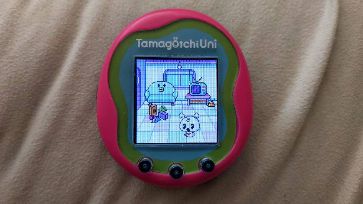 The Tamagotchi Uni will of course never replace a smartwatch, but it is a good wearable virtual pet.
