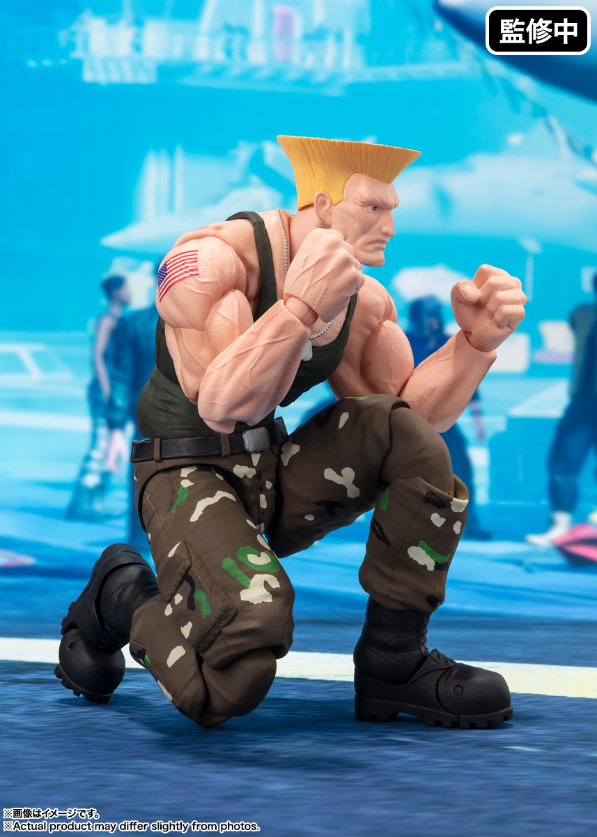 Street Fighter Guile SH Figuarts action figure - crouching