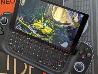 ayaneo slide review keyboard