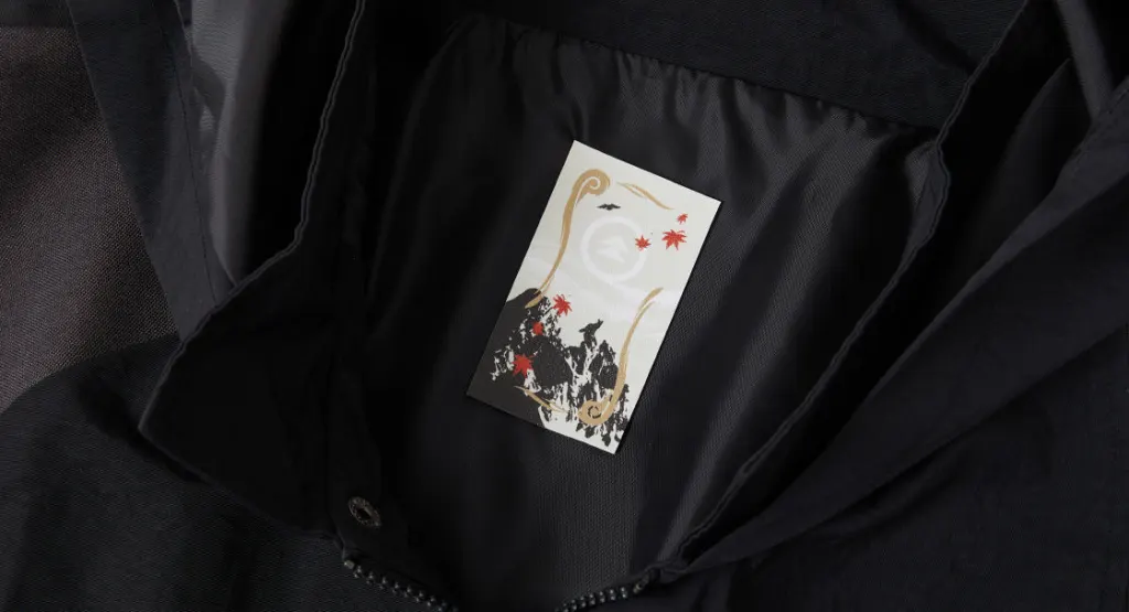Куртка SuperGroupies Ghost of Tsushima поставляется с полотенцем Фундоси