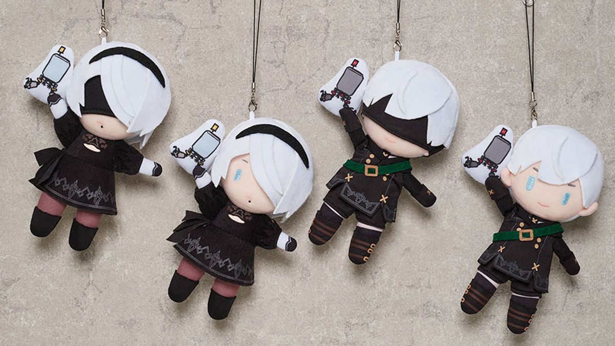 New NieR Automata 2B and 9S Mascot Plushies Come With Pods