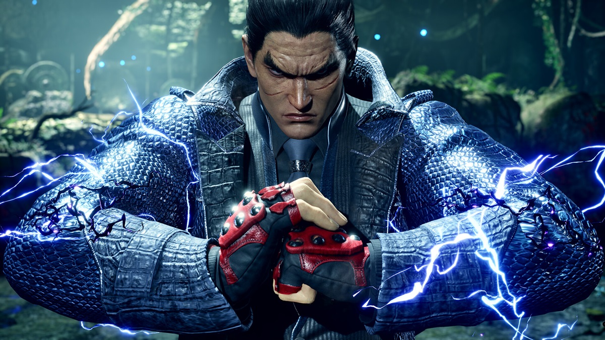 Tekken 8 - Kazuya holds one fist in his other hand, lightning crackling down his arm