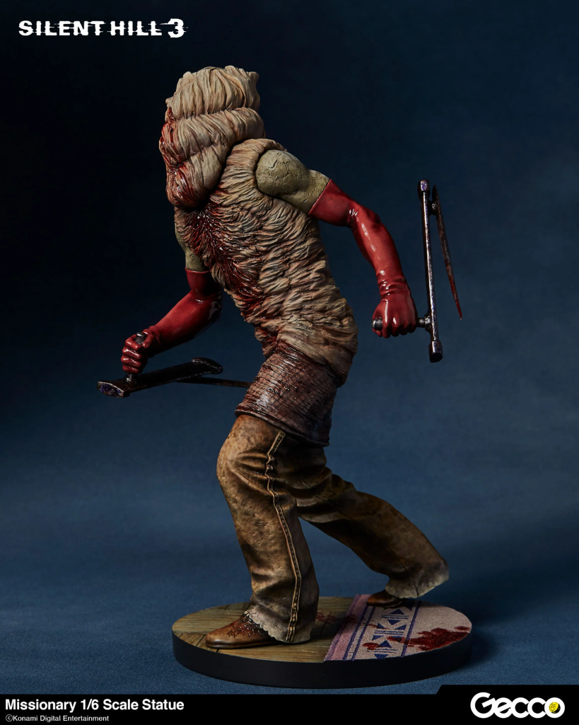 Silent Hill 3 Missionary statue - side
