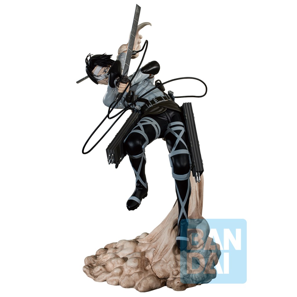 Attack on Titan Levi and Hange Rumbling Figures Appear