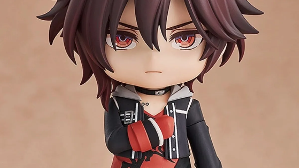A Nendoroid of Shin from Amnesia holds a fist to his heart as he looks determinedly at the camera.