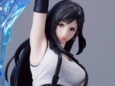 Final Fantasy VII Rebirth Kuji Cloud and Tifa Figures Sold Outside Japan