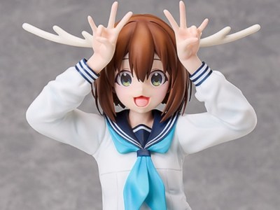 A figurine of Noko Shikanoko from My Deer Friend Nokotan. Her mouth is open and her hands are beside her head, imitating antlers with her fingers. She is wearing a Japanese school uniform with a light blue tie
