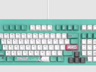 ASUS Making Hatsune Miku Headset, Keyboard, and Mouse