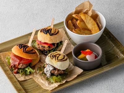 Persona 3 Wilduck Burger in real life