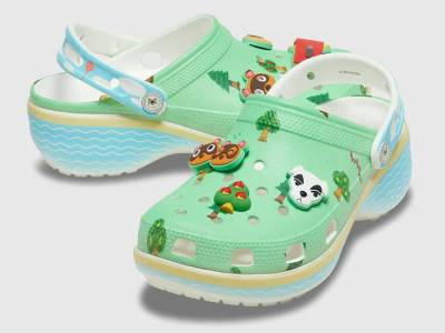 Animal Crossing Crocs Come With Isabelle and Tom Nook Jibbitz Charms