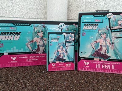 ASUS Hatsune Miku Keyboard, Headset, and Mouse Look and Work Great 