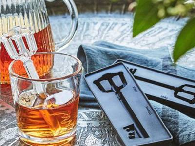 Kingdom Hearts Keyblade Silicone Ice Cube Tray Returns