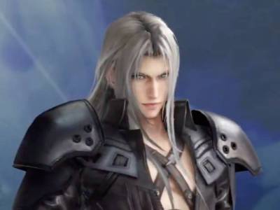 FFVII Advent Children Cloud and Sephiroth Gear Is in Ever Crisis