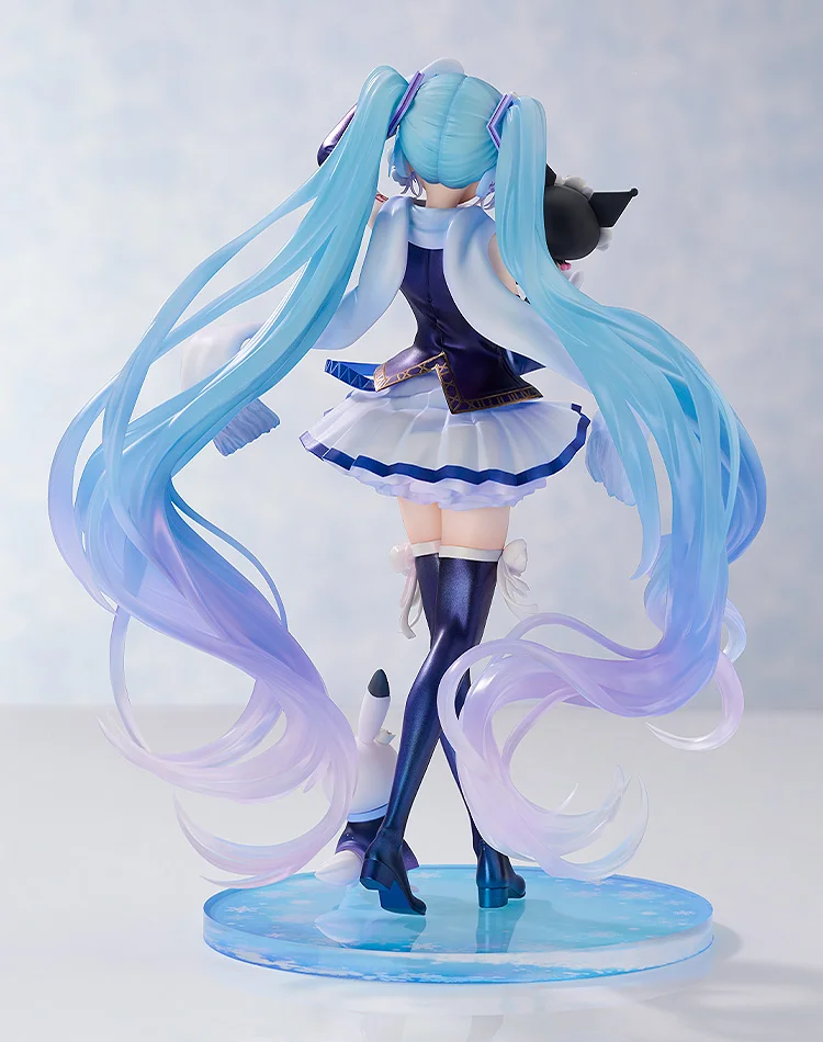 Figura Snow Miku y Kuromi de Good Smile Company 3 - espalda completa