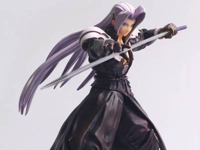 FFVII Structure Arts Sephiroth Figure Debuts in May