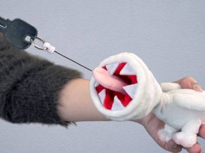 Khezu From Monster Hunter Gobbles Up Keys in New Keychain