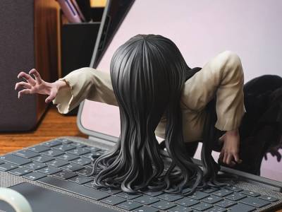 New The Ring Sadako Figure Can ‘Leave’ Her TV