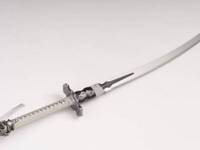 NieR: Automata 2B Virtuous Contract Sword Replica Heads to US