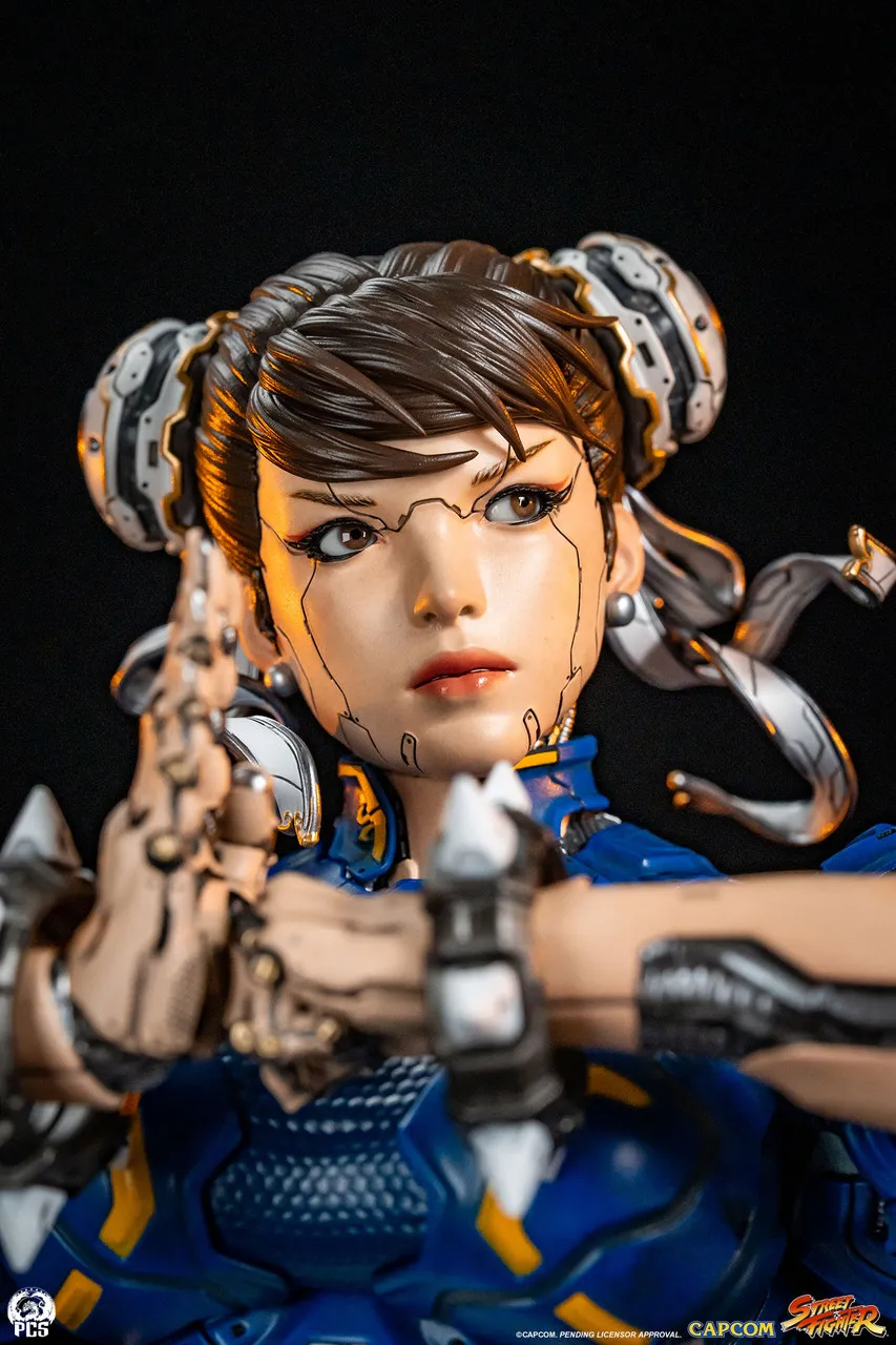 PCS will release new Street Fighter Chun-Li figures of her as an Android in her standard and Battle Outfit 1 costumes.