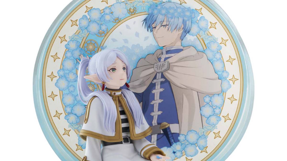 Frieren Stares at Himmel in Second Glasscape Figure