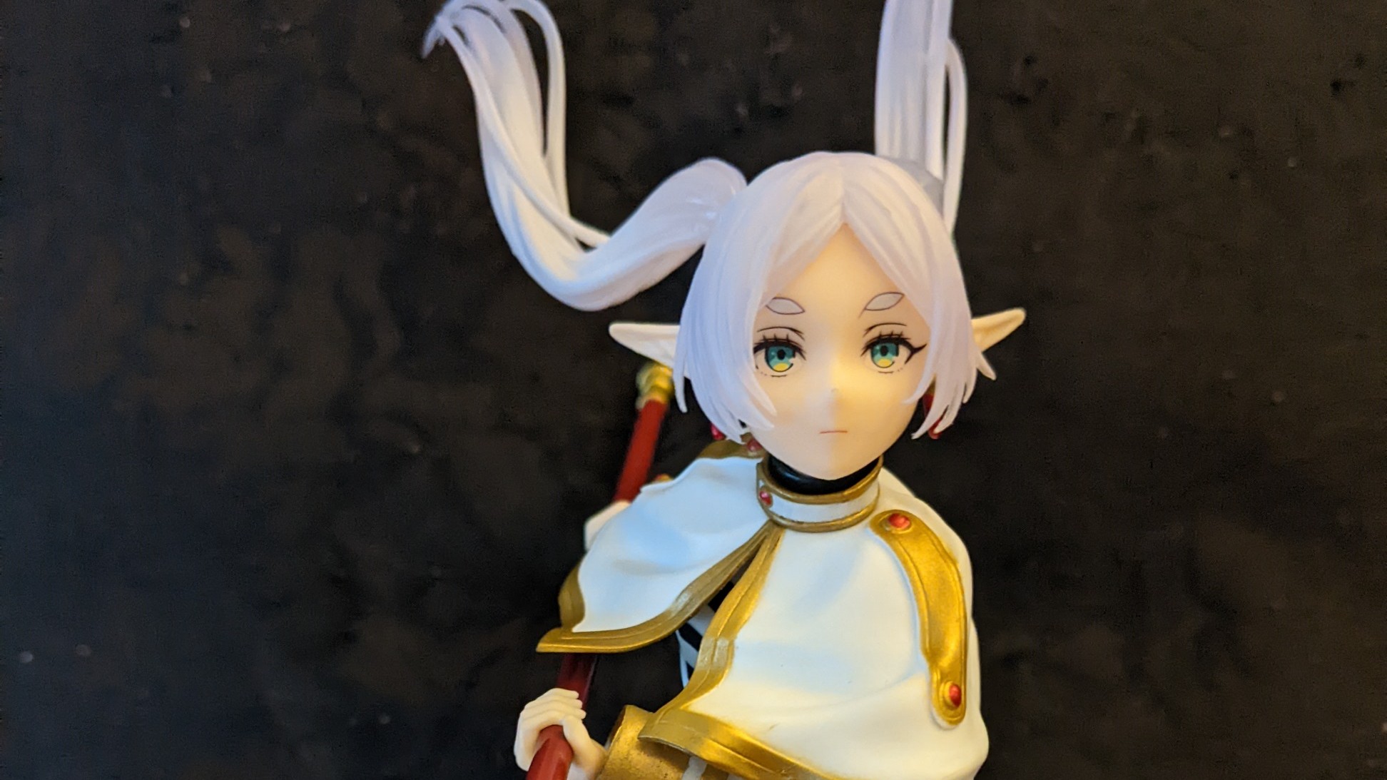 The Banpresto Frieren Maximatic figure is the sort that looks a little more impressive because of the risks taken with the pose.
