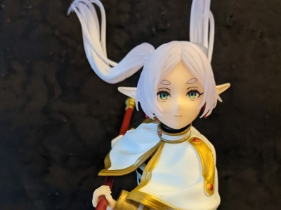 The Banpresto Frieren Maximatic figure is the sort that looks a little more impressive because of the risks taken with the pose.