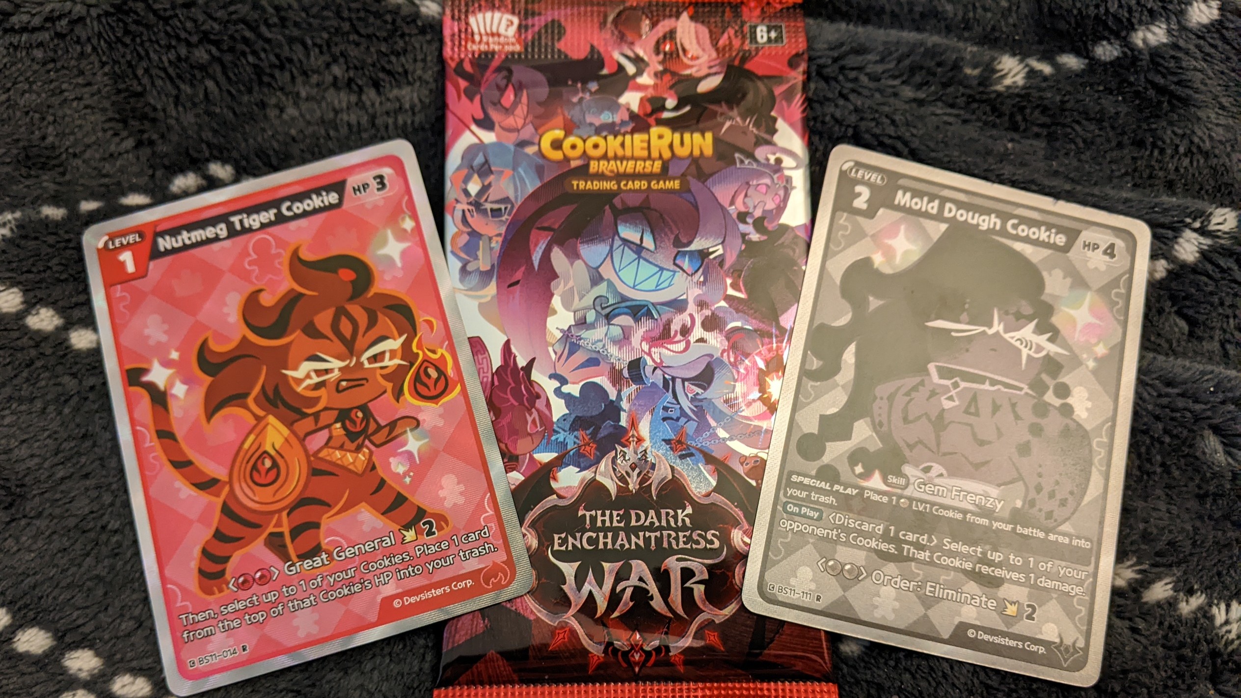 Cookie Run: Braverse The Dark Enchantress War Cards’ Effects Help Chip Away at Battles