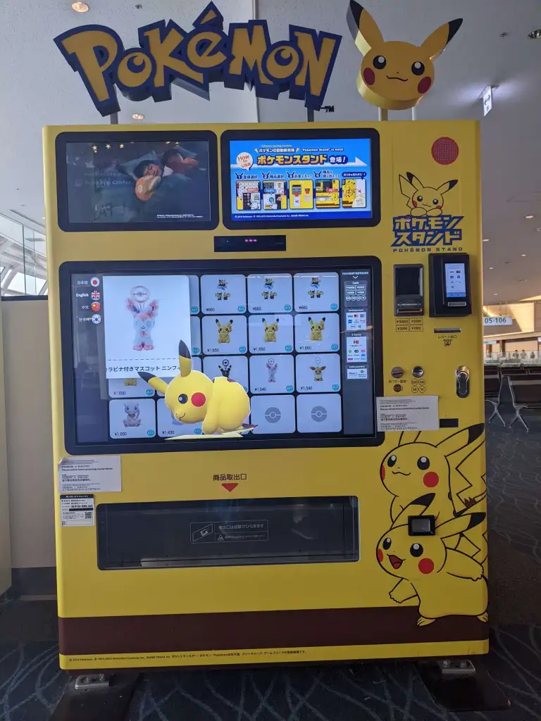 Haneda Airport Flight Attendant and Pilot Pikachu Plush Are Great Final Souvenirs