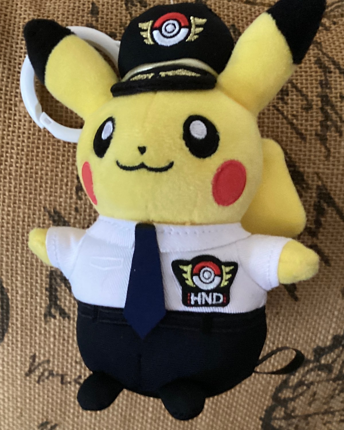 The Haneda Airport flight attendant and pilot Pikachu are lovely Pokemon plush friends who feel really special because of the exclusivity.